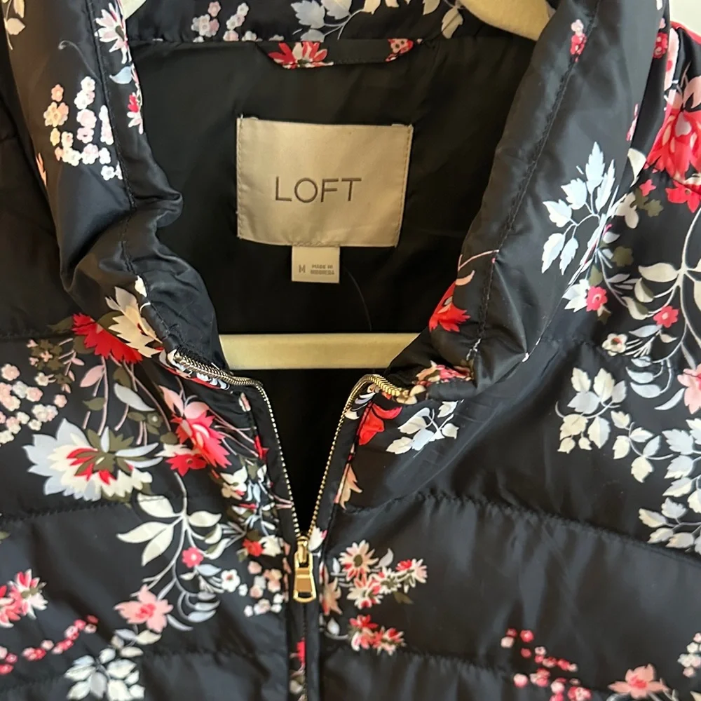 LOFT Floral Puffer Vest